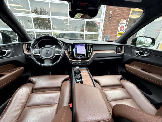 Volvo  XC60 2.0 T6 AWD Business Pro Panoramadak, Trekhaaak, NL. Auto ActivLease financial lease