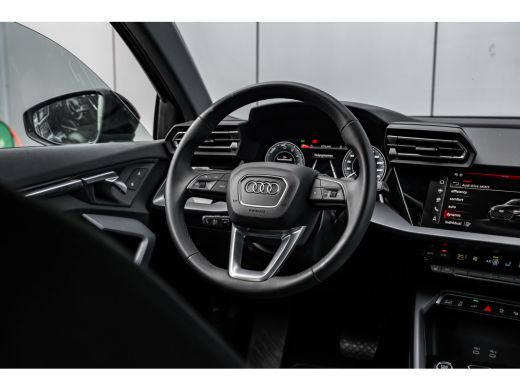 Audi A3 Sportback 40 TFSI e S edition 204PK | Panorama Dak | Stoelverw. voor | Dodehoek Detectie | Camera... ActivLease financial lease