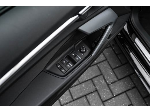 Audi A3 Sportback 40 TFSI e S edition 204PK | Panorama Dak | Stoelverw. voor | Dodehoek Detectie | Camera... ActivLease financial lease