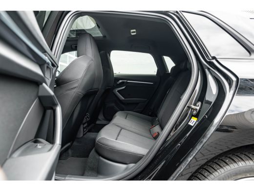 Audi A3 Sportback 40 TFSI e S edition 204PK | Panorama Dak | Stoelverw. voor | Dodehoek Detectie | Camera... ActivLease financial lease