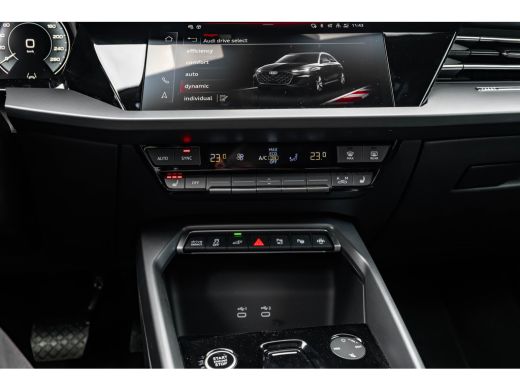 Audi A3 Sportback 40 TFSI e S edition 204PK | Panorama Dak | Stoelverw. voor | Dodehoek Detectie | Camera... ActivLease financial lease