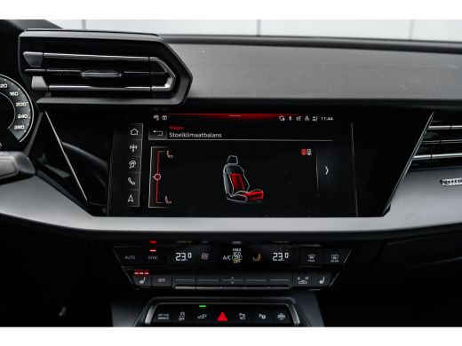 Audi A3 Sportback 40 TFSI e S edition 204PK | Panorama Dak | Stoelverw. voor | Dodehoek Detectie | Camera... ActivLease financial lease
