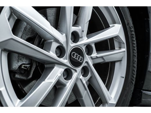 Audi A3 Sportback 40 TFSI e S edition 204PK | Panorama Dak | Stoelverw. voor | Dodehoek Detectie | Camera... ActivLease financial lease
