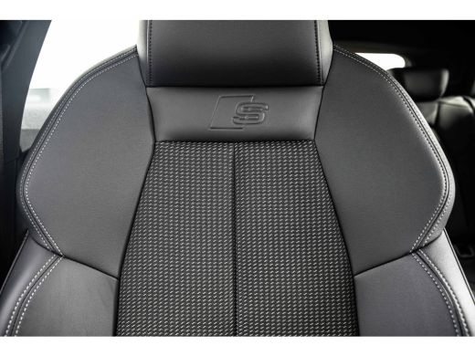Audi A3 Sportback 40 TFSI e S edition | Stoelverwarming | Achteruitrijcamera | Adaptive Cruise Control | ActivLease financial lease