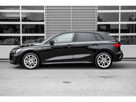Audi A3 Sportback 40 TFSI e S edition | Stoelverwarming | Achteruitrijcamera | Adaptive Cruise Control | ActivLease financial lease