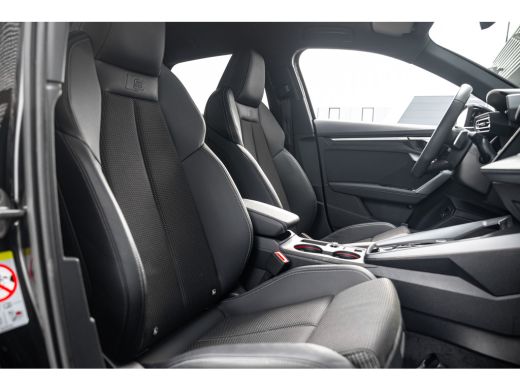 Audi A3 Sportback 40 TFSI e S edition | Stoelverwarming | Achteruitrijcamera | Adaptive Cruise Control | ActivLease financial lease