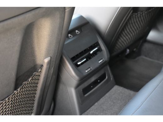 Audi A5 Avant 2.0 e-hybrid quattro S edition | Sportstoelen | Techniek pakket plus | Wegklapbare trekhaak... ActivLease financial lease