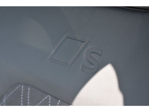 Audi A5 Avant 2.0 e-hybrid quattro S edition | Sportstoelen | Techniek pakket plus | Wegklapbare trekhaak... ActivLease financial lease