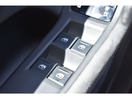 Audi A5 Avant 2.0 e-hybrid quattro S edition | Sportstoelen | Techniek pakket plus | Wegklapbare trekhaak... ActivLease financial lease
