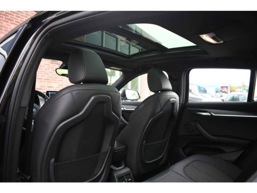 BMW X2 xDrive25e M-Sport Pano HUD El-zetels Camera Carplay 19inch ActivLease financial lease