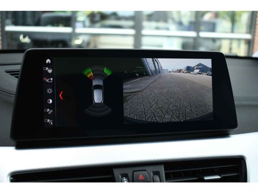 BMW X2 xDrive25e M-Sport Pano HUD El-zetels Camera Carplay 19inch ActivLease financial lease