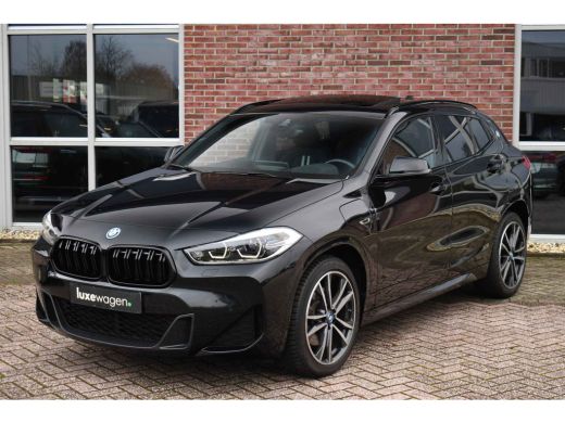 BMW X2 xDrive25e M-Sport Pano HUD El-zetels Camera Carplay 19inch ActivLease financial lease
