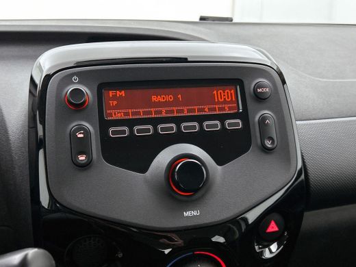 Citroën C1 1.0 VTi Feel AIRCO | LED | 5 DEURS ActivLease financial lease