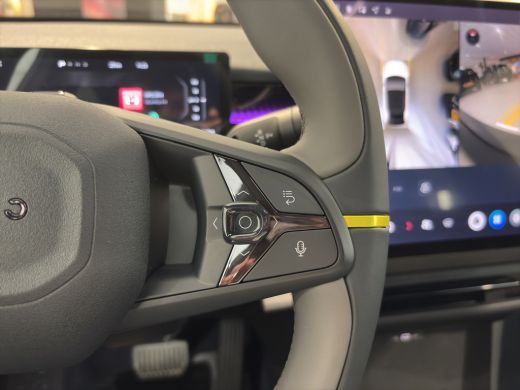 Lynk & Co 02 More 66 kWh | BLIS | Panoramadak | Carplay | Harman Kardon | Keyless entry / start | Camera | ActivLease financial lease