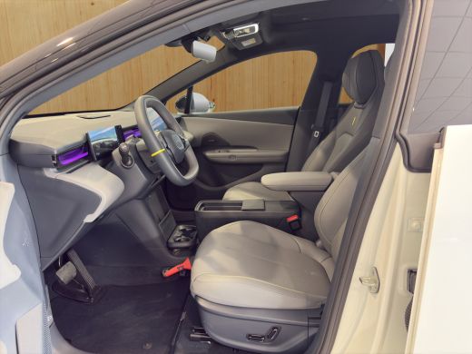 Lynk & Co 02 More 66 kWh | BLIS | Panoramadak | Carplay | Harman Kardon | Keyless entry / start | Camera | ActivLease financial lease