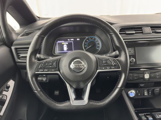 Nissan Leaf N-Connecta 40 kWh (INCL-BTW) Aut. *HEATPUMP | NAVI-FULLMAP | TOPVIEW | KEYLESS | BLINDSPOT |  DIG... ActivLease financial lease