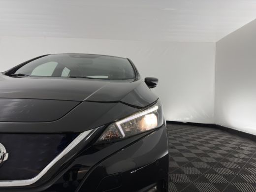 Nissan Leaf N-Connecta 40 kWh (INCL-BTW) Aut. *HEATPUMP | NAVI-FULLMAP | TOPVIEW | KEYLESS | BLINDSPOT |  DIG... ActivLease financial lease