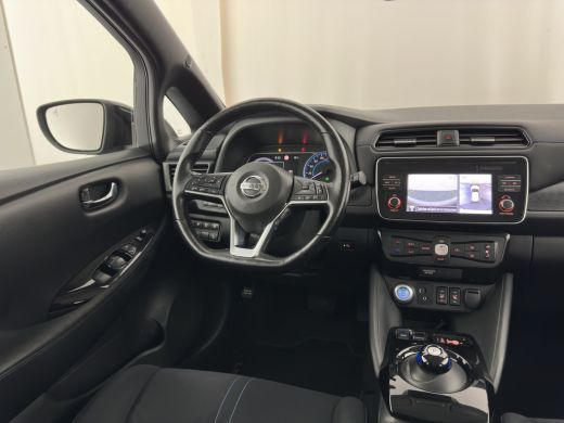 Nissan Leaf N-Connecta 40 kWh (INCL-BTW) Aut. *HEATPUMP | NAVI-FULLMAP | TOPVIEW | KEYLESS | BLINDSPOT |  DIG... ActivLease financial lease