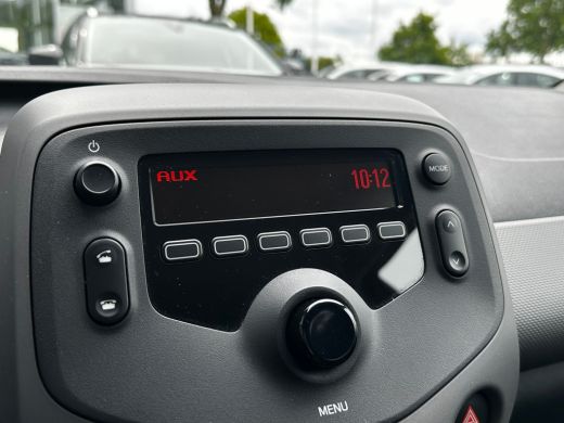 Peugeot 108 1.0 e-VTi Active 72 PK | AIRCO| BLUETOOTH| GETINT GLAS| MISTLAMPEN| LED DAGRIJVERLICHTING| ActivLease financial lease