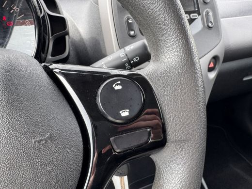 Peugeot 108 1.0 e-VTi Active | Airco | Bluetooth | DAB | Elektrische Ramen | | Achterbank in delen neerklapba... ActivLease financial lease