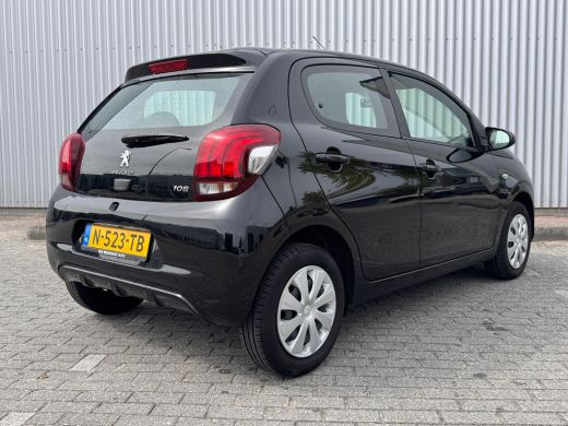 Peugeot 108 1.0 e-VTi Active | Airco | Bluetooth | DAB | Elektrische Ramen | | Achterbank in delen neerklapba... ActivLease financial lease
