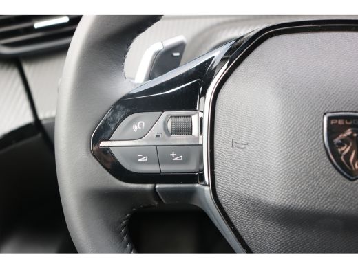 Peugeot 2008 Allure 1.2 Hybrid 145pk Camera | Navi | Adaptive cruise control | Apple Carplay/Android Auto | ActivLease financial lease