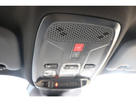 Peugeot 2008 Allure 1.2 Hybrid 145pk Camera | Navi | Adaptive cruise control | Apple Carplay/Android Auto | ActivLease financial lease
