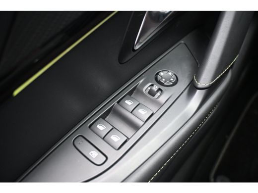 Peugeot 208 1.2 Hybrid 145 e-DCS6 GT | Navigatie | Achteruitrijcamera | Sfeerverlichting | Dodehoekdetectie |... ActivLease financial lease