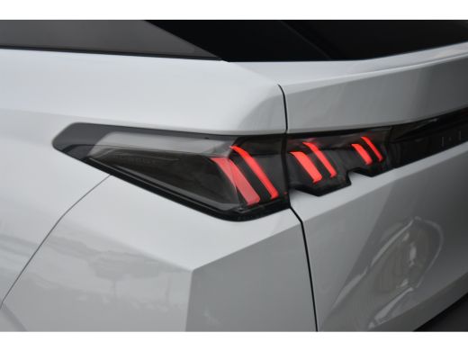 Peugeot 3008 1.2 Hybrid Allure 145pk | Navigatie | Climate Control | Achteruitrijcamera | Parkeersensoren | Fu... ActivLease financial lease