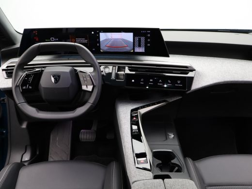 Peugeot e-3008 Allure Avantage 210 74 kWh | Achteruitrijcamera | 3 fase | Cruise Control | Climate Control | App... ActivLease financial lease
