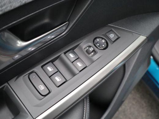 Peugeot e-3008 Allure Avantage 210 74 kWh | Achteruitrijcamera | 3 fase | Cruise Control | Climate Control | App... ActivLease financial lease