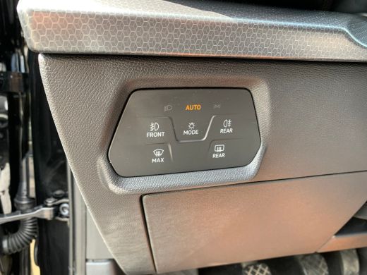 Seat Leon Sportstourer 1.0 TSI Reference Airco | AppleCarplay/ Android Auto | All-seasonbanden | Cruise Con... ActivLease financial lease