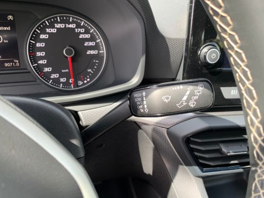 Seat Leon Sportstourer 1.0 TSI Reference Airco | AppleCarplay/ Android Auto | All-seasonbanden | Cruise Con... ActivLease financial lease
