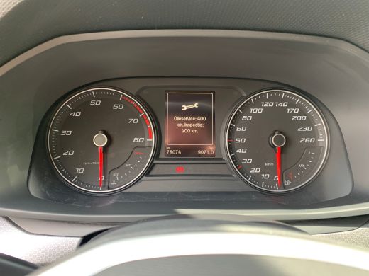 Seat Leon Sportstourer 1.0 TSI Reference Airco | AppleCarplay/ Android Auto | All-seasonbanden | Cruise Con... ActivLease financial lease