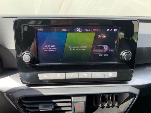 Seat Leon Sportstourer 1.0 TSI Reference Airco | AppleCarplay/ Android Auto | All-seasonbanden | Cruise Con... ActivLease financial lease