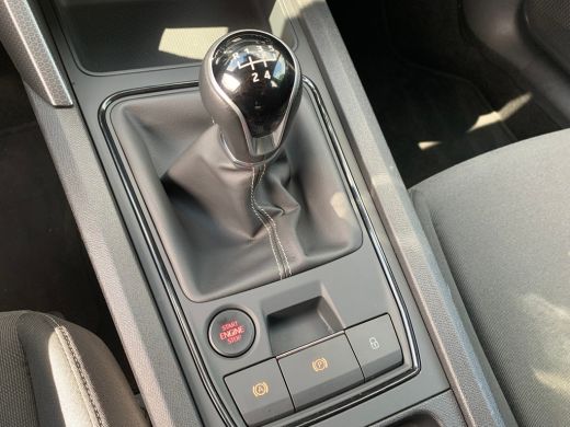 Seat Leon Sportstourer 1.0 TSI Reference Airco | AppleCarplay/ Android Auto | All-seasonbanden | Cruise Con... ActivLease financial lease