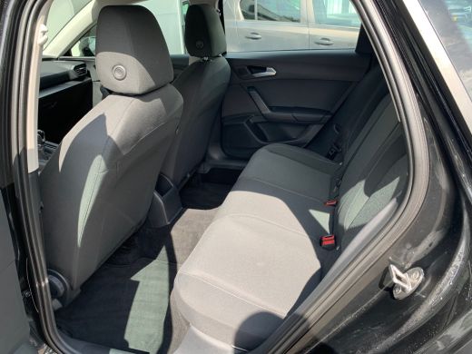 Seat Leon Sportstourer 1.0 TSI Reference Airco | AppleCarplay/ Android Auto | All-seasonbanden | Cruise Con... ActivLease financial lease