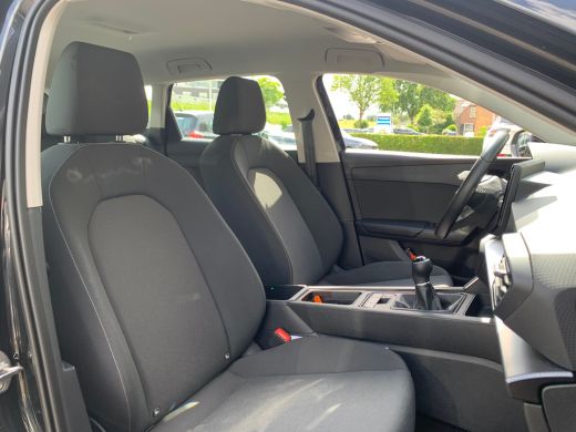 Seat Leon Sportstourer 1.0 TSI Reference Airco | AppleCarplay/ Android Auto | All-seasonbanden | Cruise Con... ActivLease financial lease