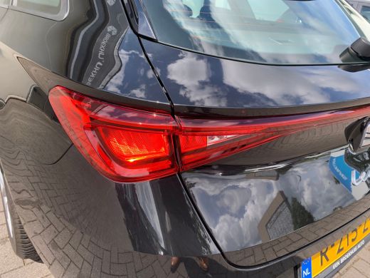 Seat Leon Sportstourer 1.0 TSI Reference Airco | AppleCarplay/ Android Auto | All-seasonbanden | Cruise Con... ActivLease financial lease