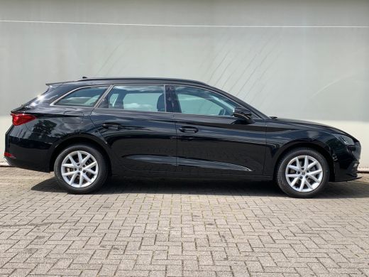 Seat Leon Sportstourer 1.0 TSI Reference Airco | AppleCarplay/ Android Auto | All-seasonbanden | Cruise Con... ActivLease financial lease