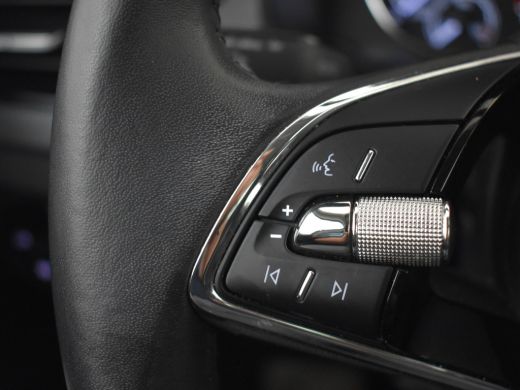 Skoda Kamiq 1.0 TSI Ambition 110 PK | Parkeersensoren achter | Apple carplay Android auto | Climate control |... ActivLease financial lease