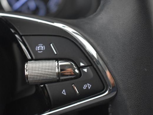 Skoda Kamiq 1.0 TSI Ambition 110 PK | Parkeersensoren achter | Apple carplay Android auto | Climate control |... ActivLease financial lease