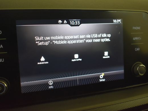 Skoda Kamiq 1.0 TSI Ambition 110 PK | Parkeersensoren achter | Apple carplay Android auto | Climate control |... ActivLease financial lease
