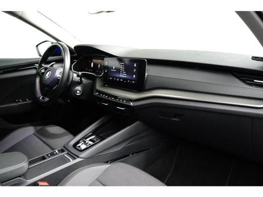 Skoda Octavia Combi 1.4 eHybrid PHEV 204PK Ambition iV | CAMERA | STOEL+STUURVERW. | 18 INCH | CLIMATE CONTROL ... ActivLease financial lease