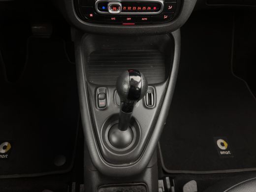 Smart Forfour EQ Essential 18 kWh [ 3-Fase-22kW ] {SOH-93%} (INCL-BTW) *LEATHER | HEATED-COMFORTSEATS | PRIVACY... ActivLease financial lease