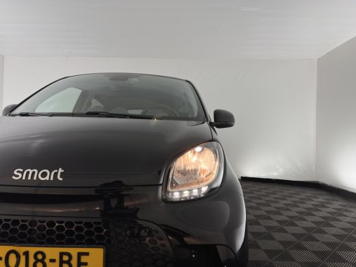 Smart Forfour EQ Essential 18 kWh [ 3-Fase-22kW ] {SOH-93%} (INCL-BTW) *LEATHER | HEATED-COMFORTSEATS | PRIVACY... ActivLease financial lease