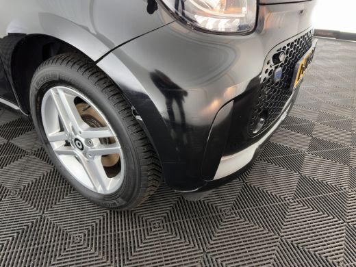 Smart Forfour EQ Essential 18 kWh [ 3-Fase-22kW ] {SOH-93%} (INCL-BTW) *LEATHER | HEATED-COMFORTSEATS | PRIVACY... ActivLease financial lease