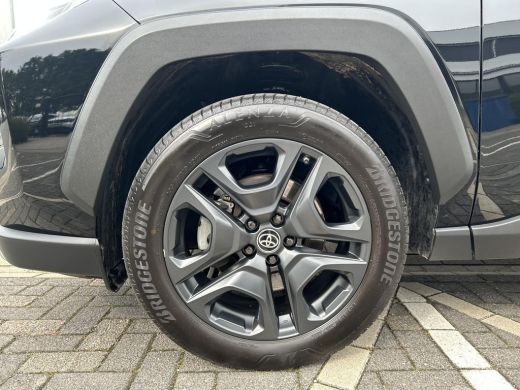 Toyota RAV4 2.5 Hybrid AWD ADVENTURE (Innovation Pack) ActivLease financial lease