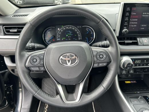 Toyota RAV4 2.5 Hybrid AWD ADVENTURE (Innovation Pack) ActivLease financial lease