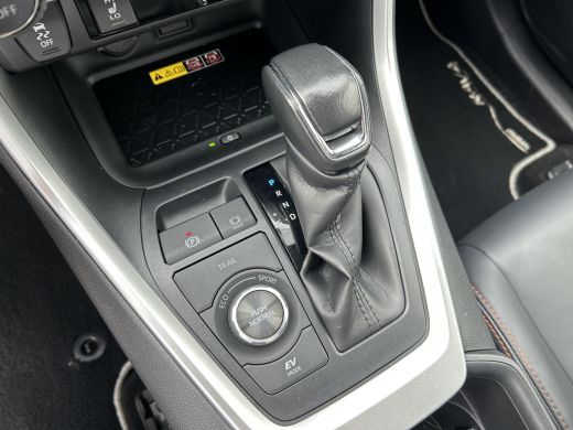 Toyota RAV4 2.5 Hybrid AWD ADVENTURE (Innovation Pack) ActivLease financial lease